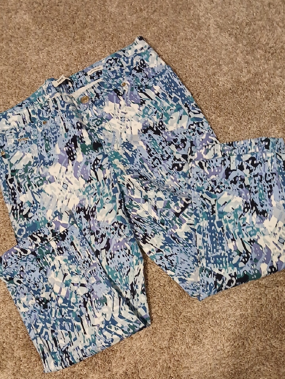 Nine West Blue and Teal Abstract Print Capri Size 8